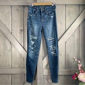 American‎ Eagle next level stretch curvy hi-rise Jegging size 2 distressed